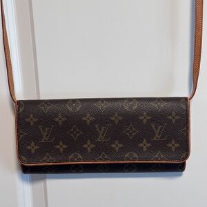 Louis Vuitton Monogram Twin Pouchette GM crossbody